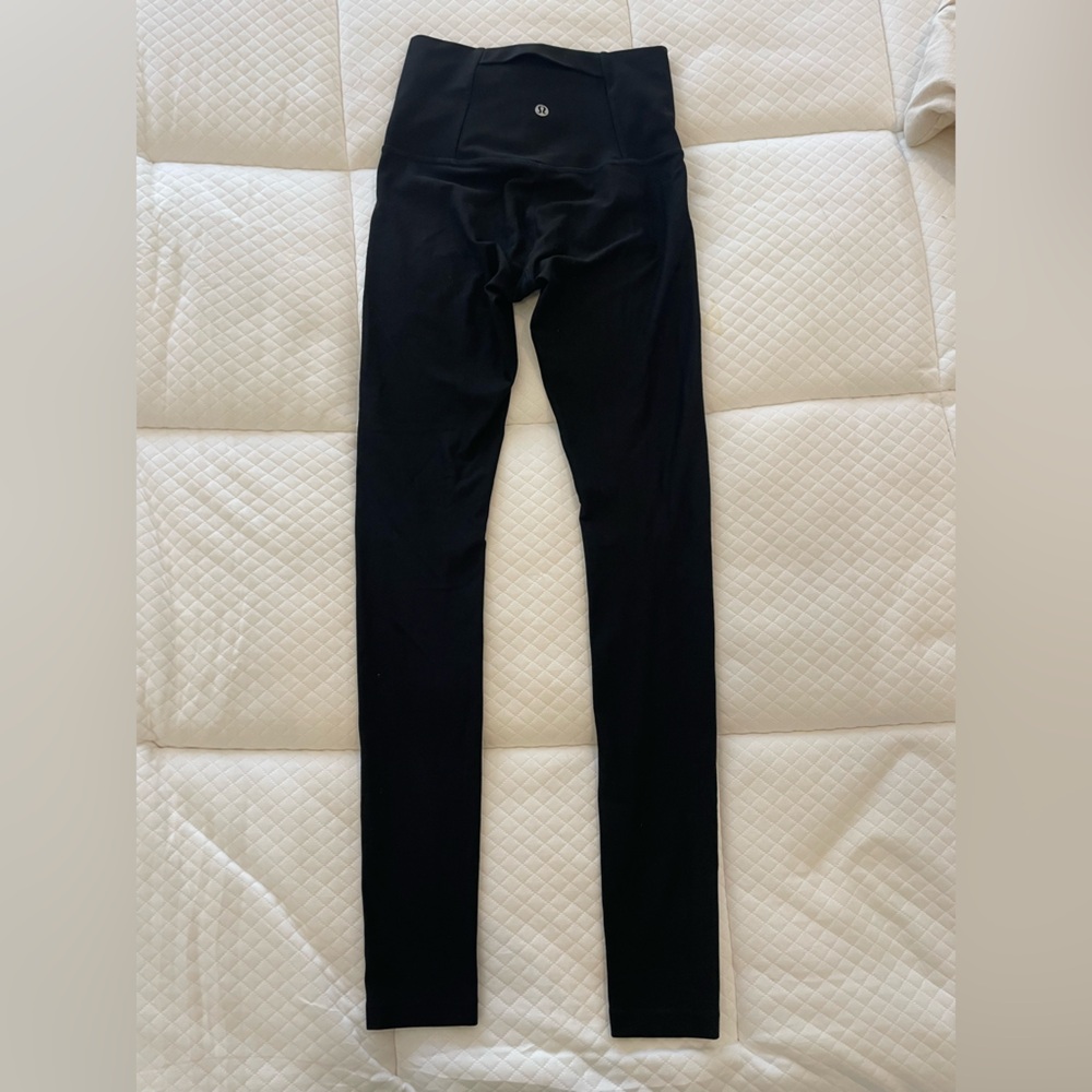 Lululemon black leggings